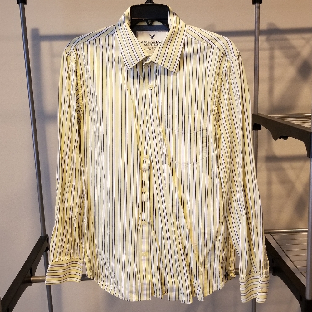 American Eagle Shirt (M)